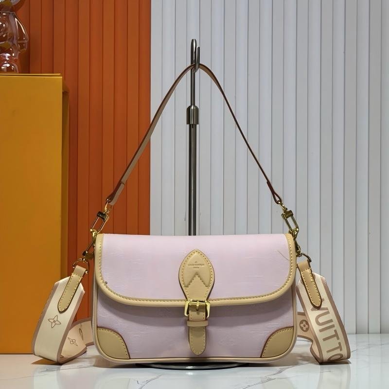 Diane M45985 25x9x15cm ss21 1969873 Diane M45985 25x9x15cm ss21 1969873