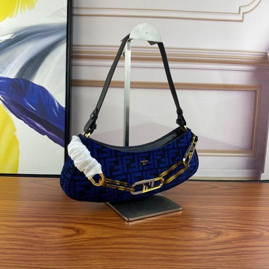FENDI7~2 FENDI7~2