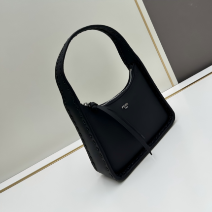 Fendi 21x28x7cm jj42 1450233