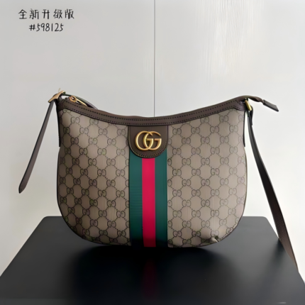 GG 598125 30x22x5 5cm ss21 1979203