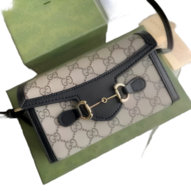Gucci 1955 699296 18x12x5cm zy (48) 1603876 Gucci 1955 699296 18x12x5cm zy (48) 1603876