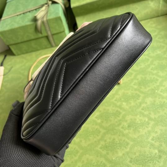 Guuci 699758 22.5x15.5x4cm CN (5) 1593786 Guuci 699758 22.5x15.5x4cm CN (5) 1593786