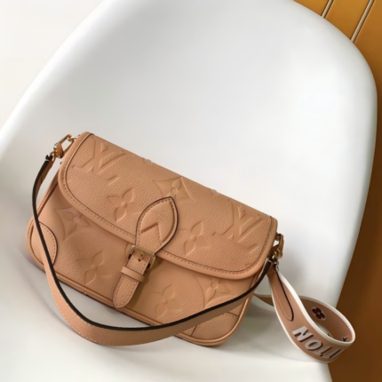 M11817 23X16X8.5cm WP 0 1950527