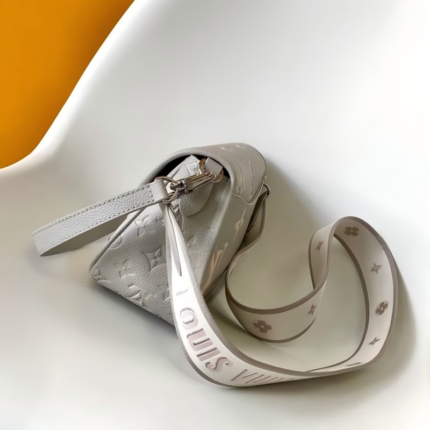 M14214 23X16X8.5cm WP 1 1950553
