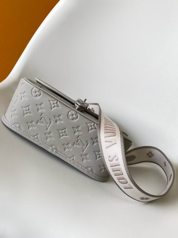 M14214 23X16X8.5cm WP 3 1950551 M14214 23X16X8.5cm WP 3 1950551