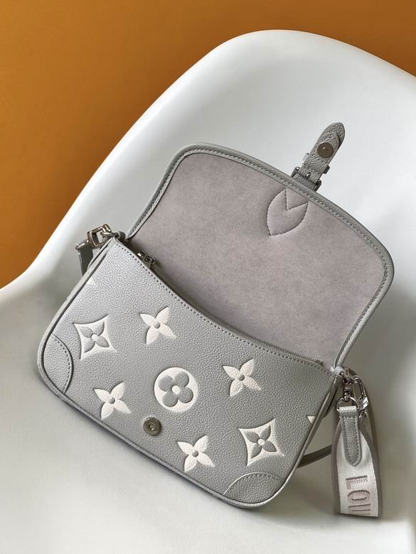 M14214 23X16X8.5cm WP 6 1950548 M14214 23X16X8.5cm WP 6 1950548