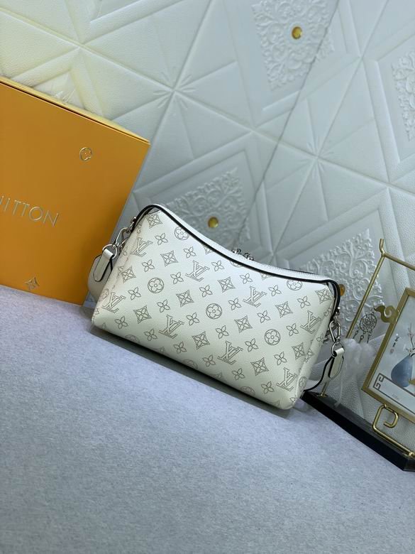 M24114 32X29X13cm YG 3 1249127 M24114 32X29X13cm YG 3 1249127