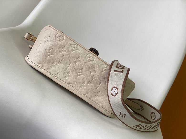 M46388 23X16X8.5cm WP 3 1950686 M46388 23X16X8.5cm WP 3 1950686