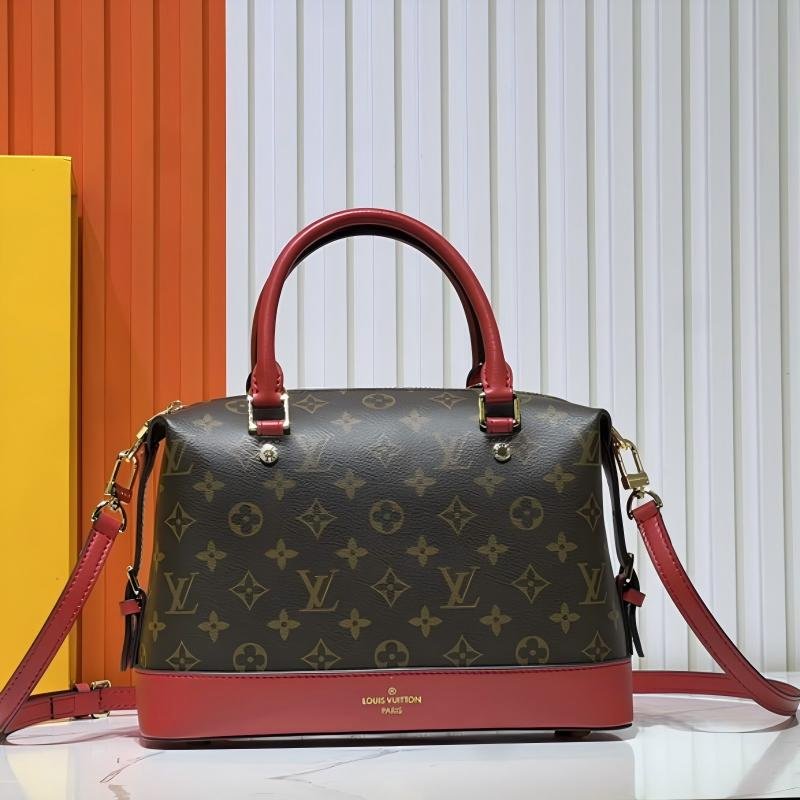 M68169 28x20x11 5cm ss21 1896680 M68169 28x20x11 5cm ss21 1896680