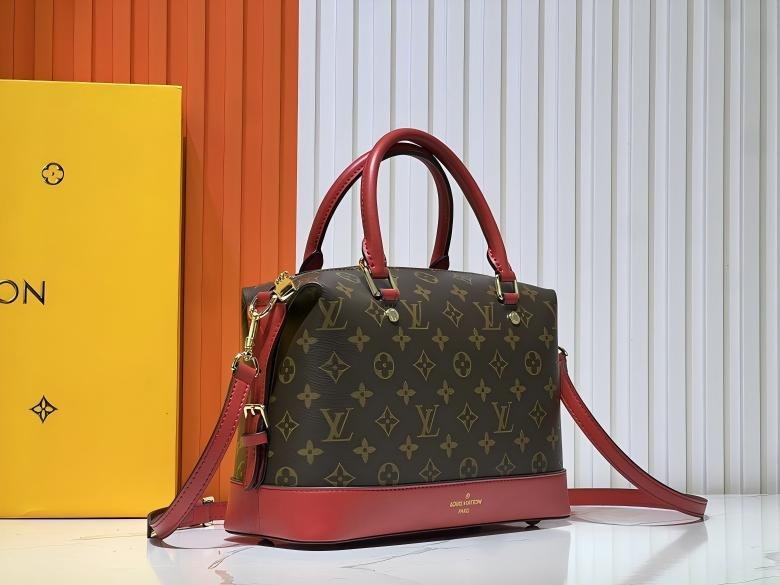 M68169 28x20x11 5cm ss22 1896679 M68169 28x20x11 5cm ss22 1896679