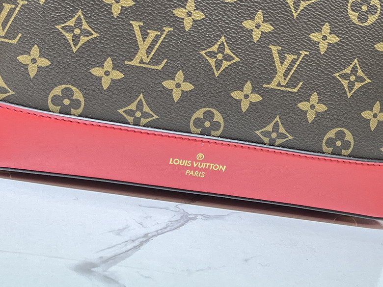 M68169 28x20x11 5cm ss23 1896678 M68169 28x20x11 5cm ss23 1896678