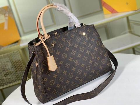 Montaigne M41056 33×23×15 bc (9) 1692080